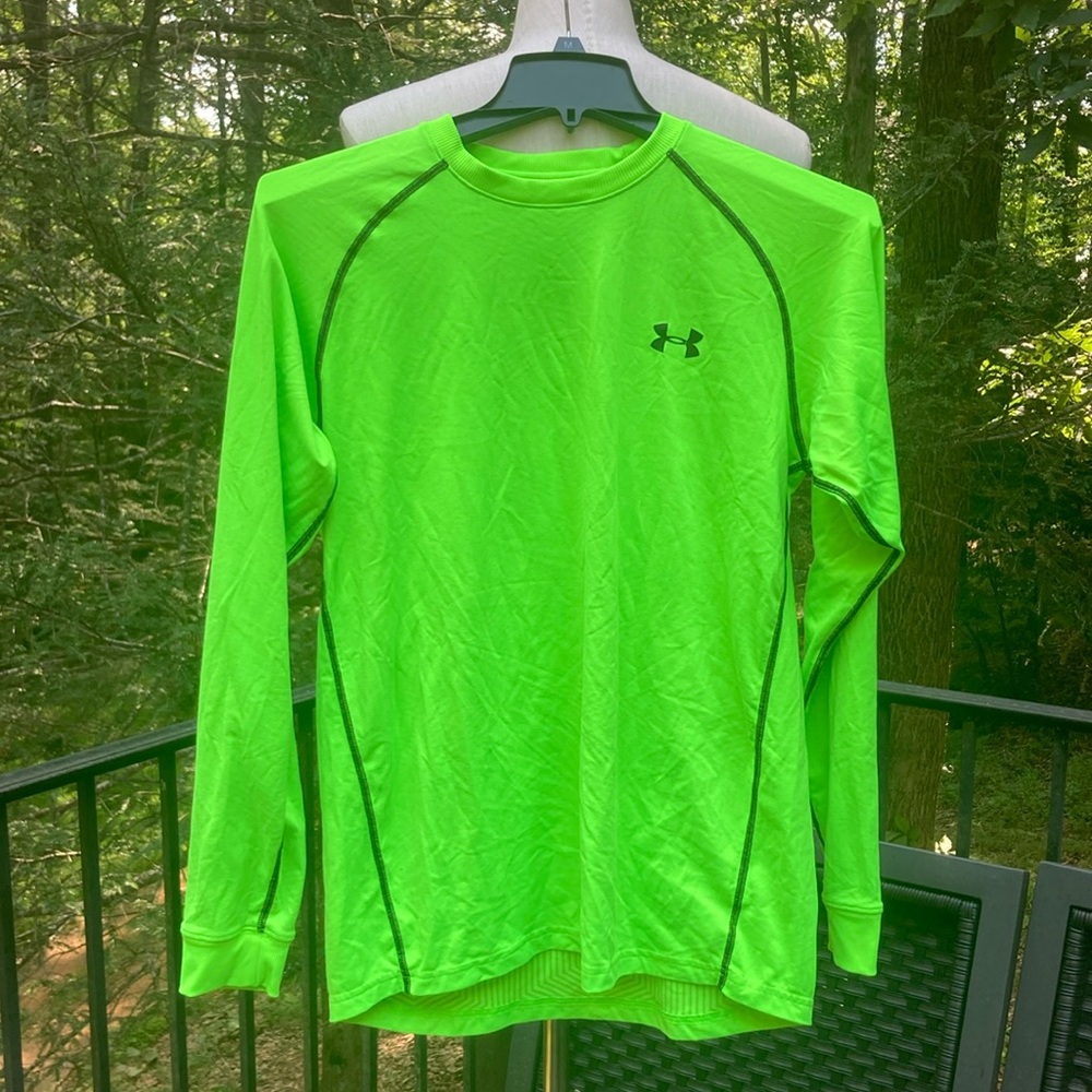 Under Armour fluorescent green/yellow top with logo and outlined stripe sz. L